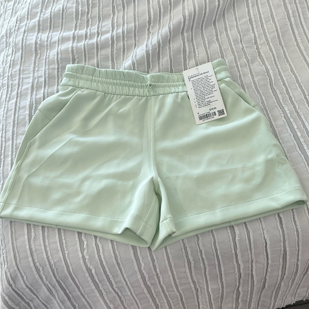 Lululemon Softstream short